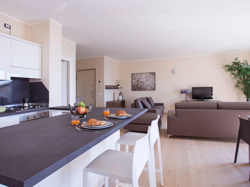 Ossuccio Grande C Home With Pool Sleeps 12 By Italian Apartments Como Exterior foto