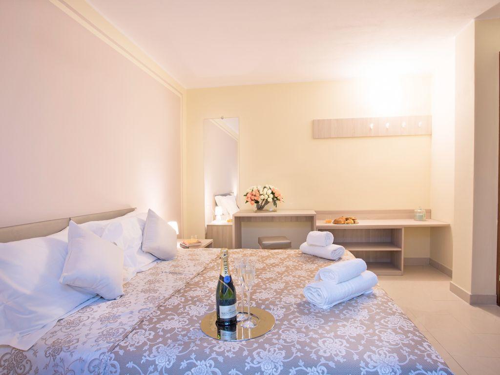 Ossuccio Grande C Home With Pool Sleeps 12 By Italian Apartments Como Exterior foto